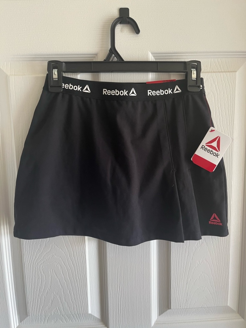 NTW Reebok Black Athletic Skort with Pink Logo size L (10/12)
